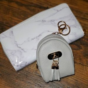 Marble wallet with chic pouch